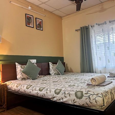 Mulaqat Homestay Siliguri Extérieur photo