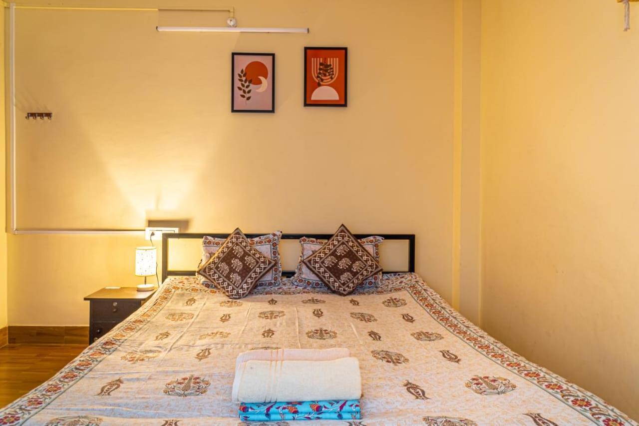 Mulaqat Homestay Siliguri Extérieur photo