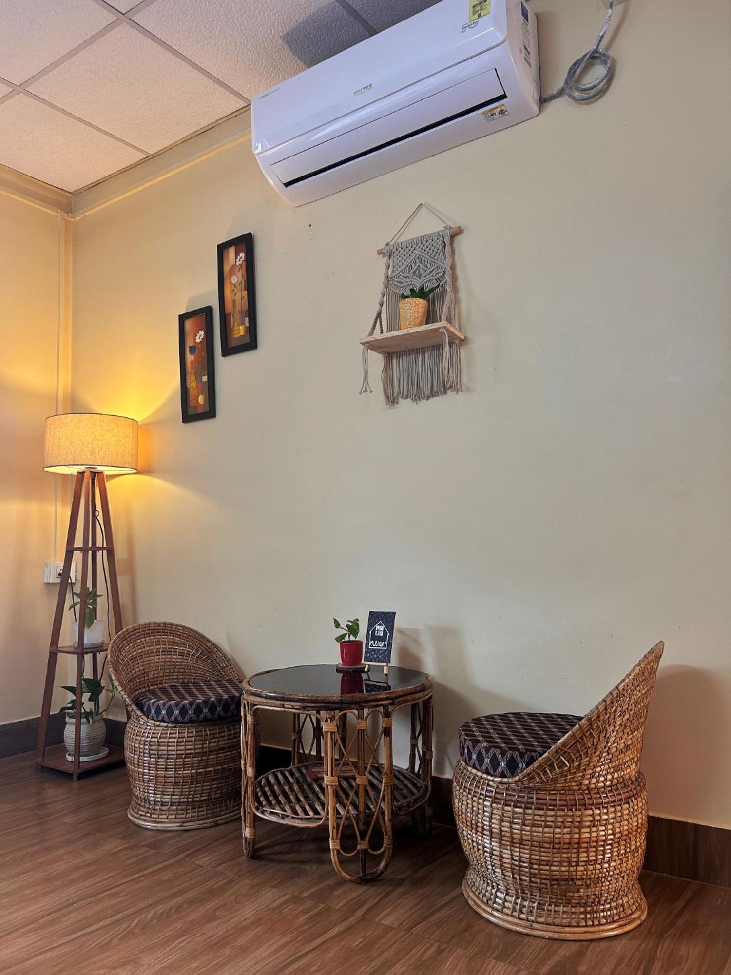 Mulaqat Homestay Siliguri Extérieur photo
