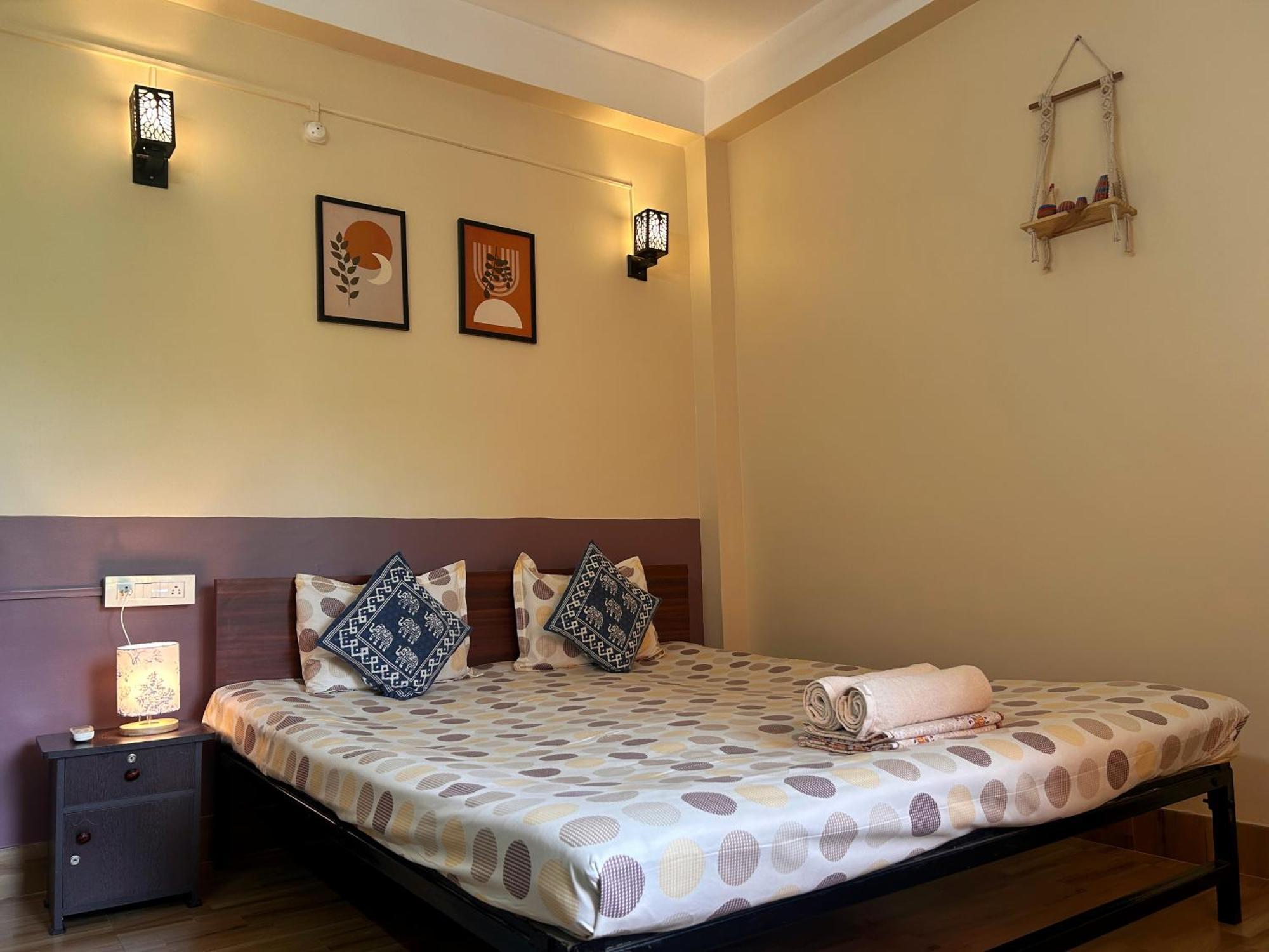 Mulaqat Homestay Siliguri Extérieur photo