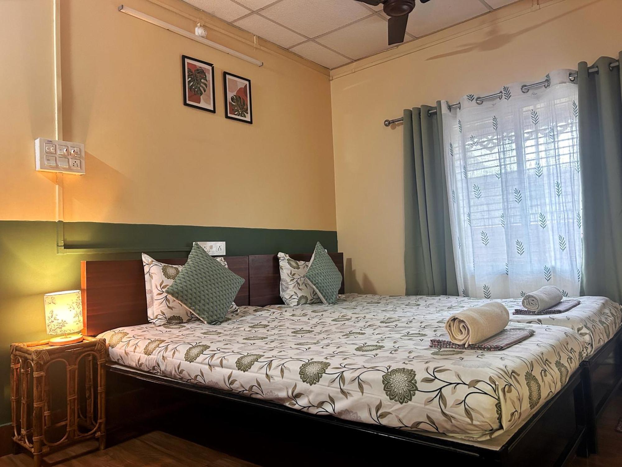 Mulaqat Homestay Siliguri Extérieur photo